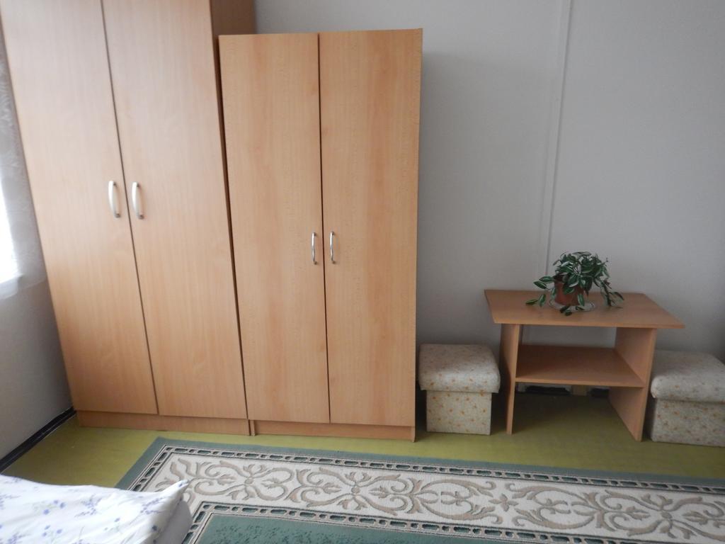 Rožňava Biznis Centrum / Ubytovna חדר תמונה