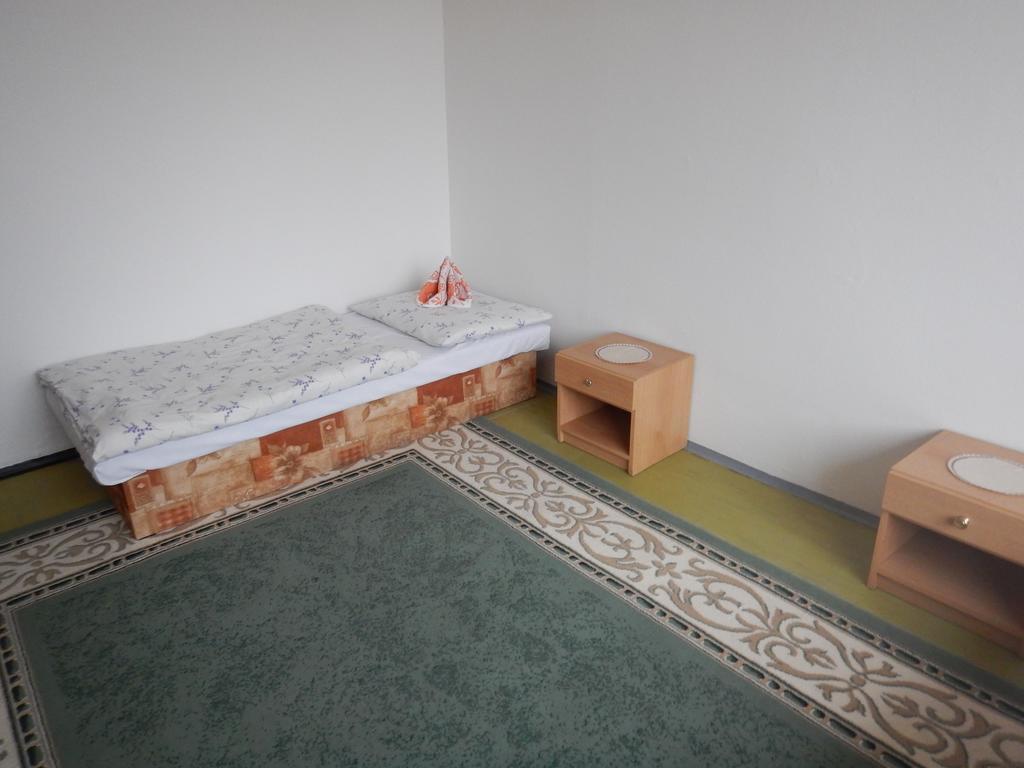 Rožňava Biznis Centrum / Ubytovna חדר תמונה
